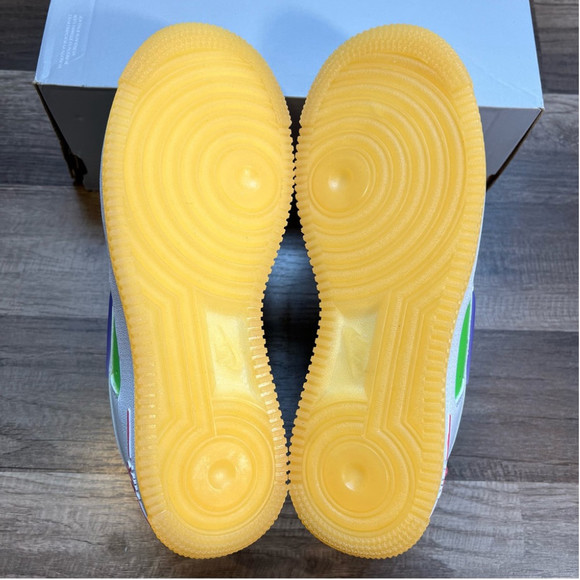 Nike Air Force 1 LV8 1 - Picture 5 of 5